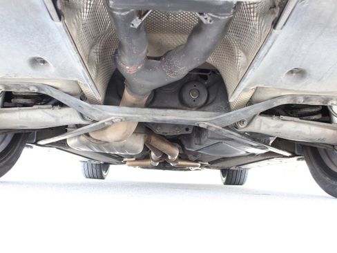 Used 2005 Chrysler Crossfire Convertible image 21