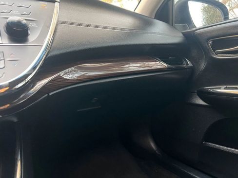 Used 2015 Toyota Avalon XLE Touring image 33