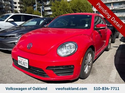 Used 2019 Volkswagen Beetle 2.0T S FWD image 1