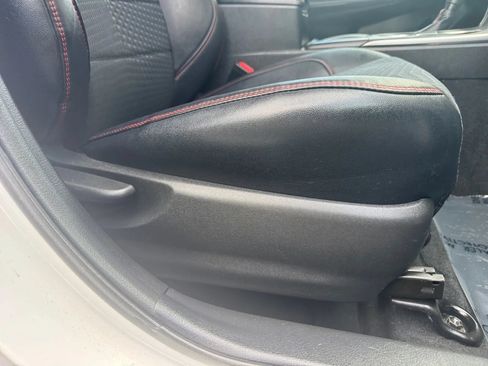 Used 2015 Toyota Camry SE FWD image 22