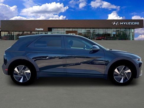 New 2026 Hyundai Ioniq 5 SE RWD image 9