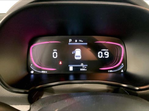Certified 2025 Kia Soul LX w/ LX Technology Package FWD image 20