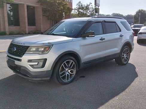 Used 2016 Ford Explorer Sport AWD/4WD image 8