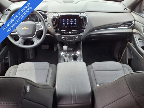 Used 2023 Chevrolet Traverse LT FWD image 11