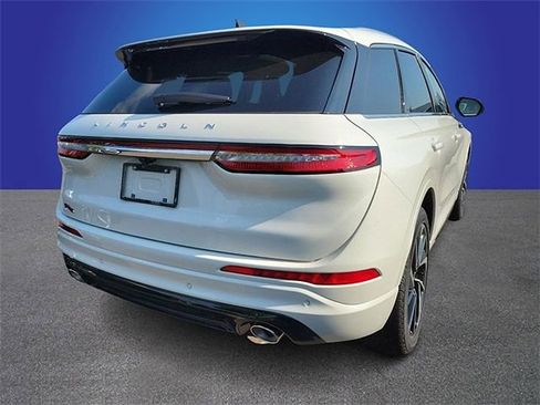 New 2024 Lincoln Corsair Grand Touring w/ Equipment Group 301A AWD/4WD image 2