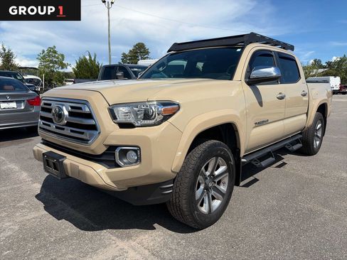 Used 2019 Toyota Tacoma Limited AWD/4WD image 1