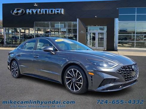 Used 2021 Hyundai Sonata Limited w/ Winter Weather Package FWD image 1
