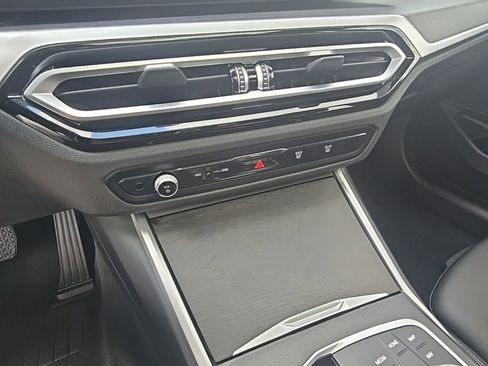 Used 2023 BMW 330i Sedan w/ Driving Assistance Package RWD image 18