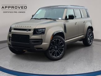 Used 2025 Land Rover Defender 110 AWD/4WD video 1