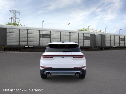 New 2026 Lincoln Corsair Premiere image 5