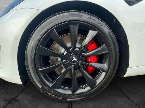 Used 2021 Tesla Model 3 Performance image 15