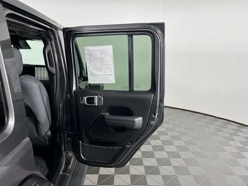 Used 2026 Jeep Wrangler Unlimited Sport AWD/4WD image 43