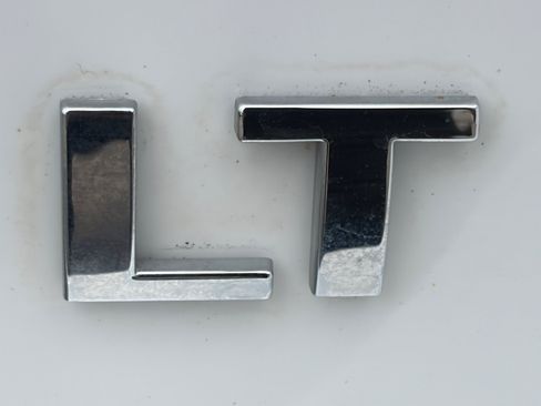 Used 2017 Chevrolet Equinox LT w/ Sport Edition FWD image 30