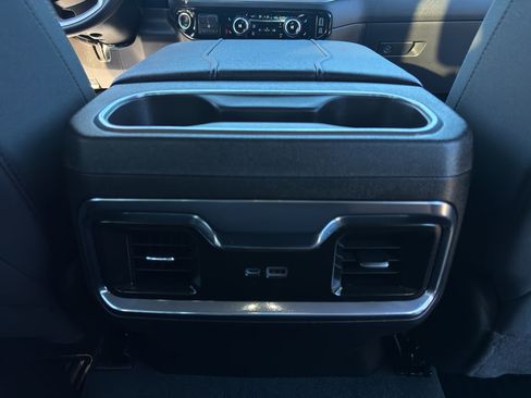 Used 2026 GMC Sierra 1500 Elevation image 19