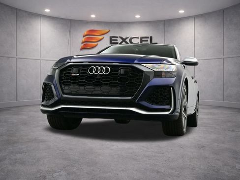 Used 2022 Audi RS Q8 w/ Luxury Package AWD/4WD image 42