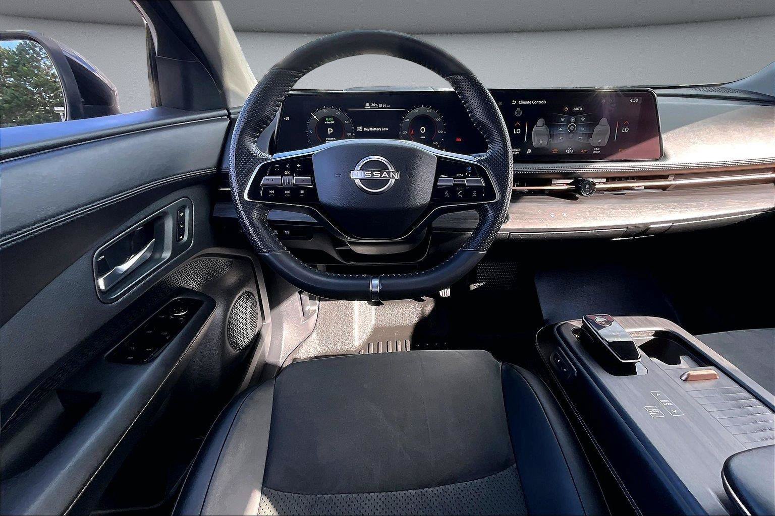 Used 2024 Nissan Ariya AWD image 9