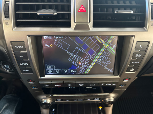Used 2021 Lexus GX 460 Luxury w/ Accessory Package AWD/4WD image 17