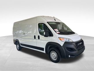Used 2025 RAM ProMaster 2500 w/ Convenience Group FWD video 2