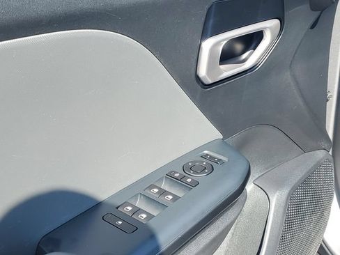 Used 2025 Kia K4 FWD image 7