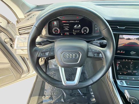 Used 2022 Audi Q7 Premium Plus w/ Premium Plus Package image 40