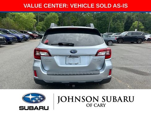 Used 2016 Subaru Outback 3.6R Limited AWD/4WD image 4