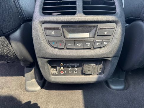 Used 2016 Honda Pilot Elite image 36