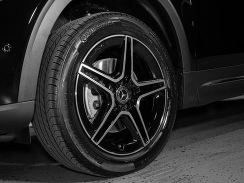 New 2026 Mercedes-Benz GLB 250 4MATIC image 30