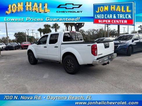 Used 2019 Nissan Frontier SV image 6