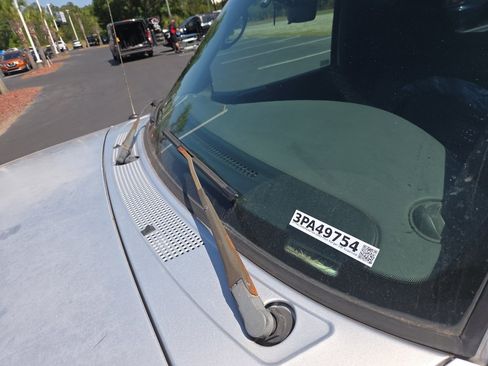 Used 2003 Ford Ranger XL image 3