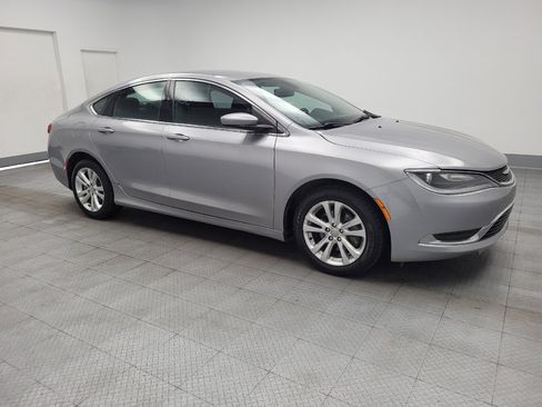 Used 2016 Chrysler 200 Limited FWD image 11