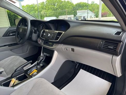 Used 2014 Honda Accord EX image 22