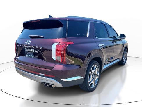 Used 2024 Hyundai Palisade Limited FWD image 4