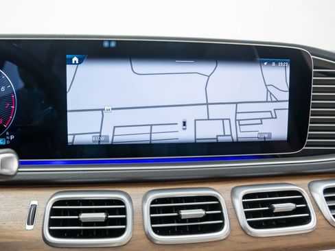 New 2025 Mercedes-Benz GLS 450 GLS 450 image 28