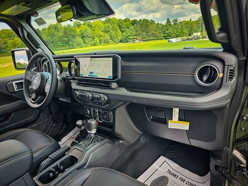 New 2026 Jeep Gladiator Sport AWD/4WD image 39