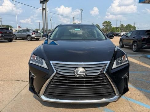 Used 2019 Lexus RX 350L FWD image 2