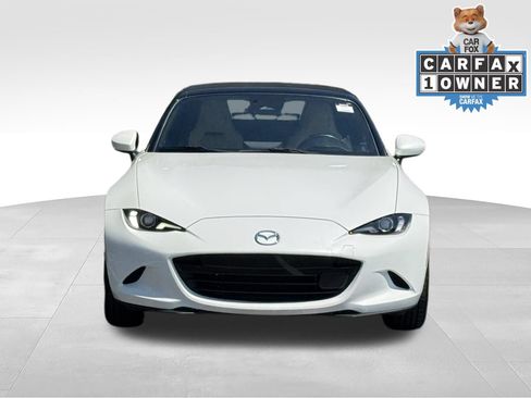 Used 2024 MAZDA MX-5 Miata Grand Touring RWD image 11