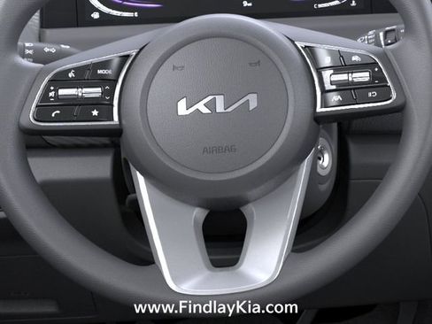New 2026 Kia Seltos LX FWD image 25
