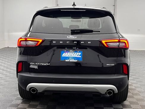 Used 2023 Ford Escape Platinum AWD/4WD image 9