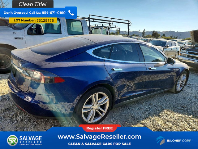 Used 2015 Tesla Model S RWD image 4