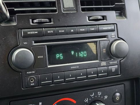 Used 2006 Dodge Dakota ST image 27