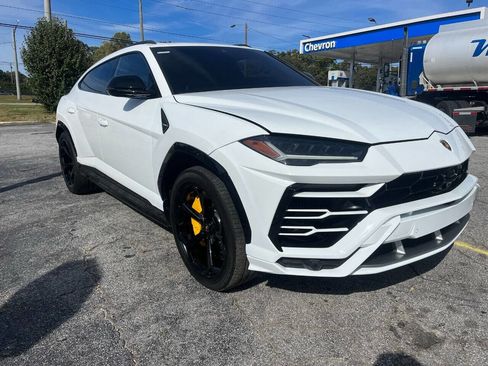 Used 2021 Lamborghini Urus image 7