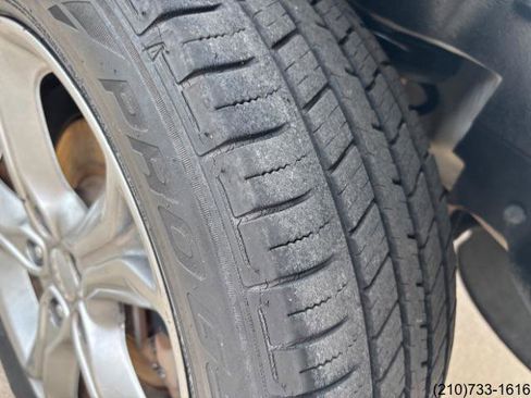 Used 2017 Dodge Journey Crossroad w/ Mopar Chrome Accent Package FWD image 34