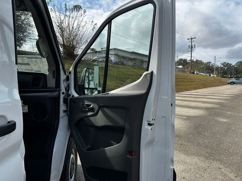 New 2026 Ford Transit 250 148 Medium Roof w/ Load Area Protection Package image 31
