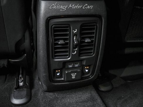 Used 2022 Dodge Durango GT AWD/4WD image 23