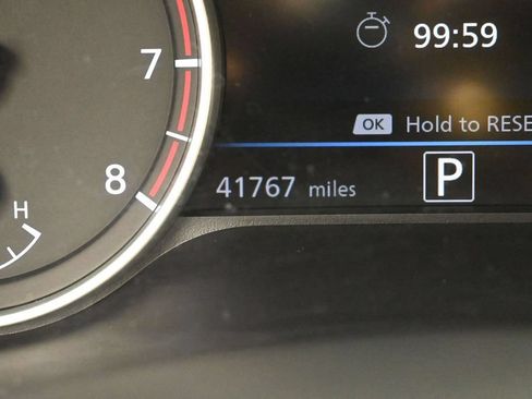 Used 2022 Nissan Sentra SV FWD image 25