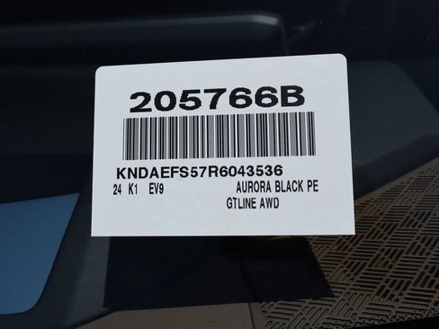 Used 2024 Kia EV9 GT-Line AWD/4WD image 39