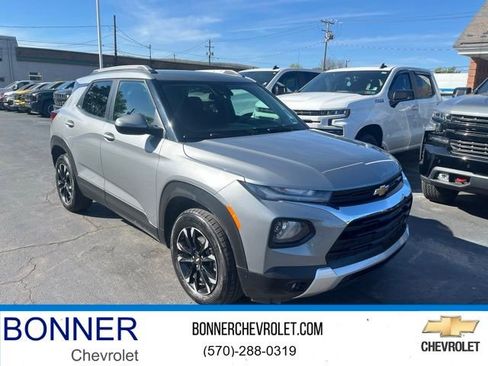 Used 2023 Chevrolet TrailBlazer LT AWD/4WD image 1
