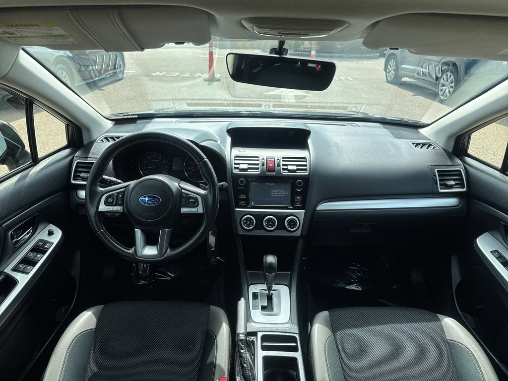 Used 2017 Subaru Crosstrek 2.0i Premium AWD/4WD image 11
