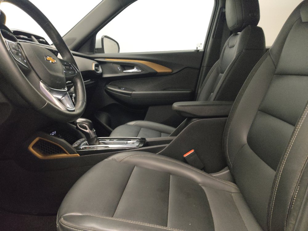 Used 2023 Chevrolet TrailBlazer ACTIV w/ Convenience Package AWD/4WD image 17