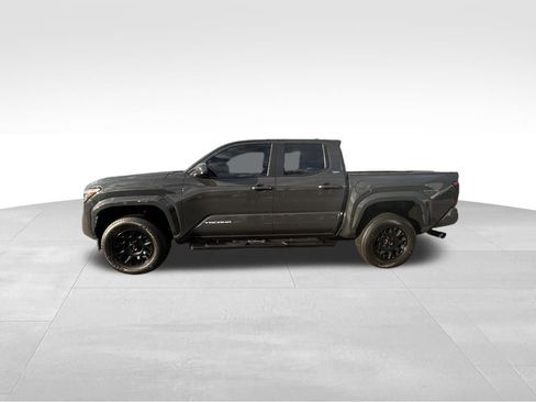 Used 2024 Toyota Tacoma SR5 image 7